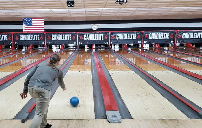 Candlelite Bowling (Holiday Bowl) - From Website
